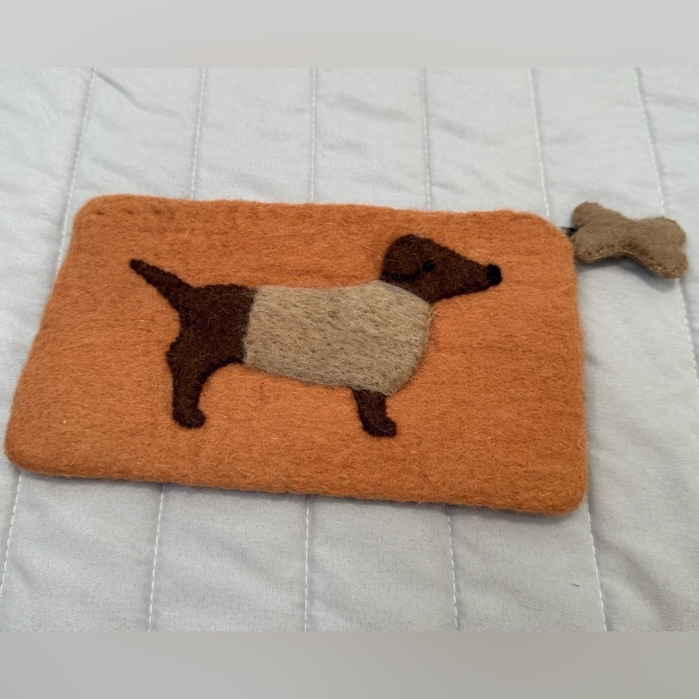 Cute Dog Dutch Dog Pouch